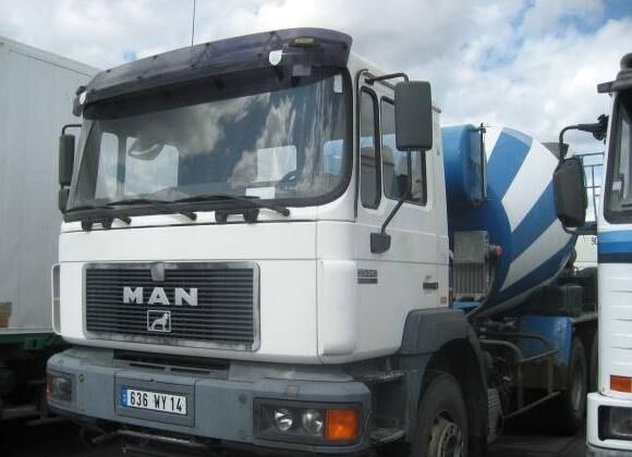 MAN Non spécifié kamion s mješalicom za beton