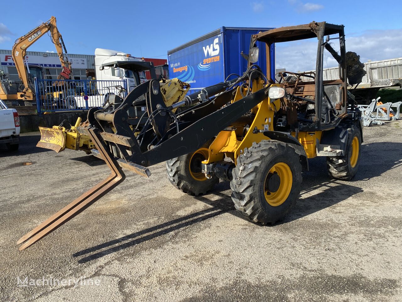 JCB 406 Origine Française  prednji utovarivač nakon udesa